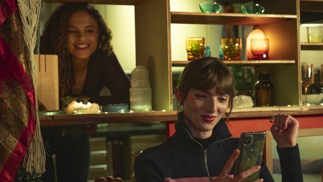 Missing You, chi è Mary Malone, attrice trans nella nuova serie thriller Netflix? - MY 101 Unit 01199 RT - Gay.it