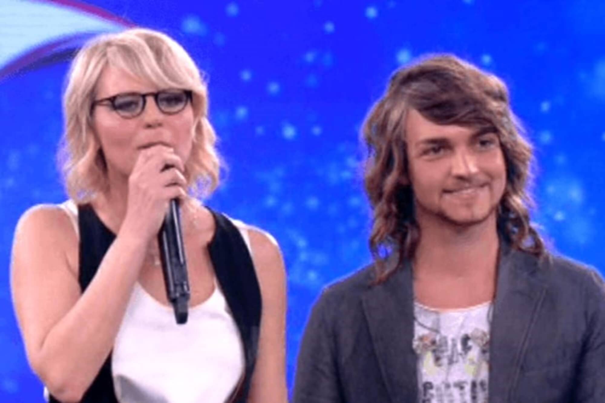 Valerio Scanu su Maria De Filippi: “Dubito che nutra grande simpatia per me”