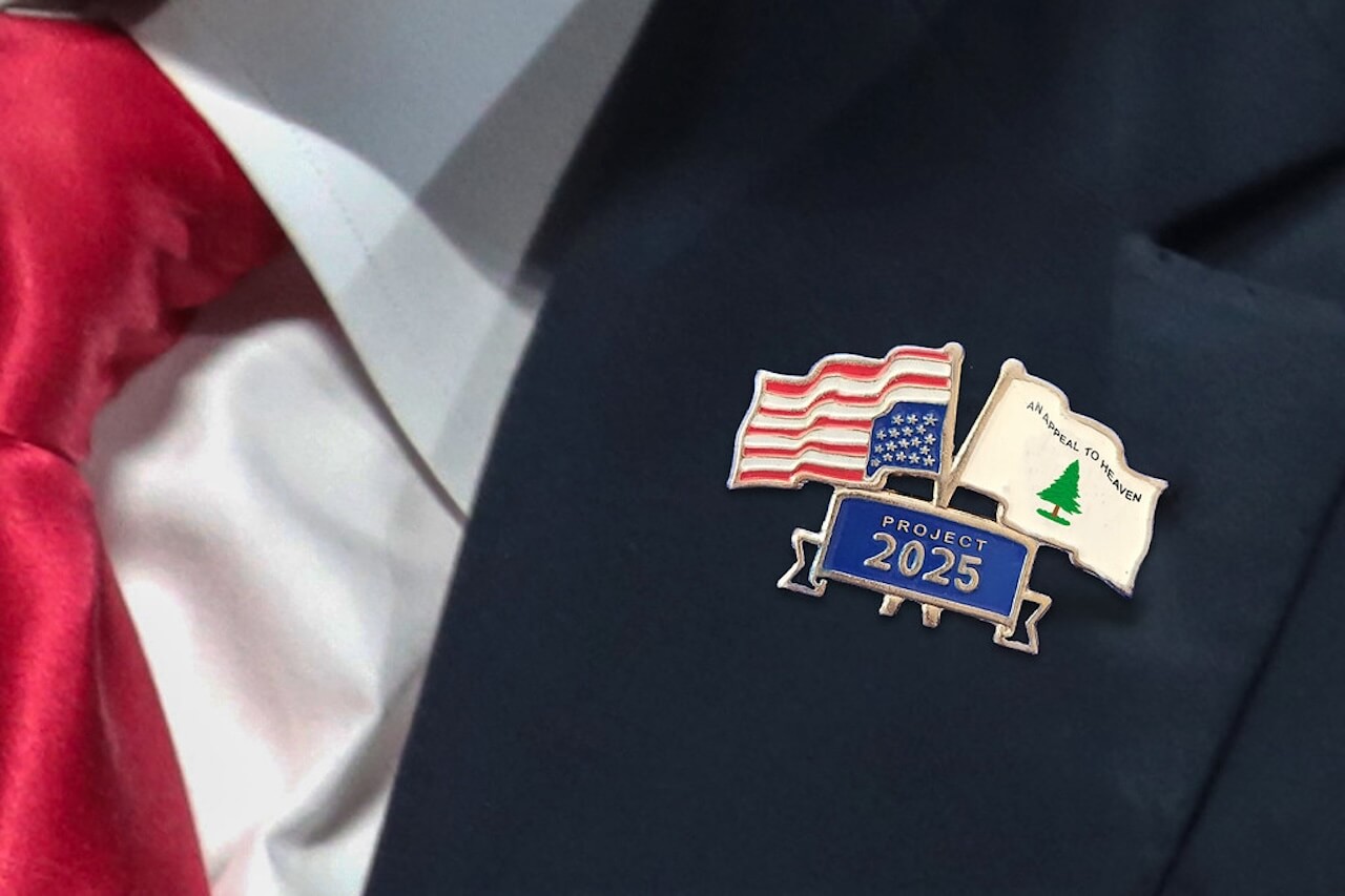 È morto Edwin Feulner, fondatore della Heritage Foundation che ha alimentato l'odio omobitransfobico negli ultimi 50 anni d'America - Project 2025 - Gay.it