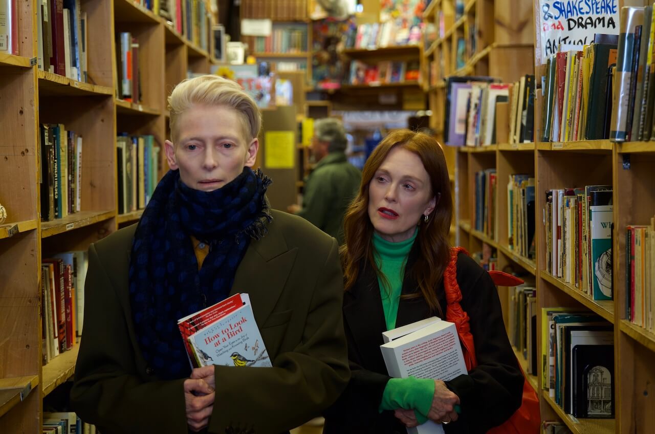 La Stanza Accanto di Pedro Almodovar con Tilda Swinton e Julianne Moore