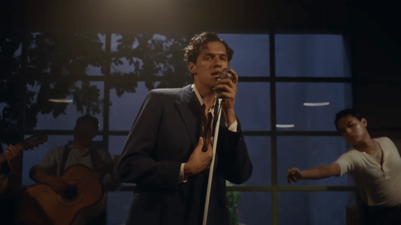 Te Maldigo, Omar Apollo canta per Queer. Il bellissimo video diretto da Luca Guadagnino