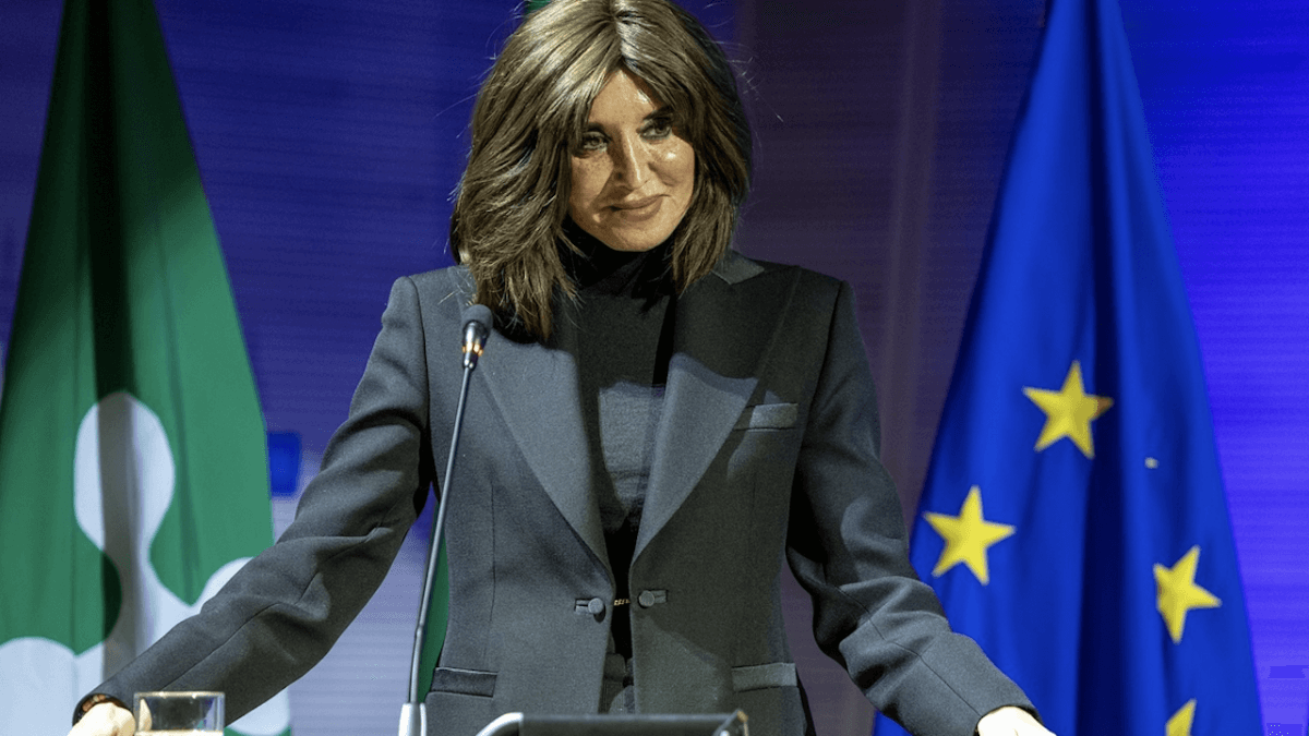 Corsi sulle teorie queer, petizione di oltre 100 docenti contro le ispezioni della Ministra Bernini - Anna Maria Bernini - Gay.it