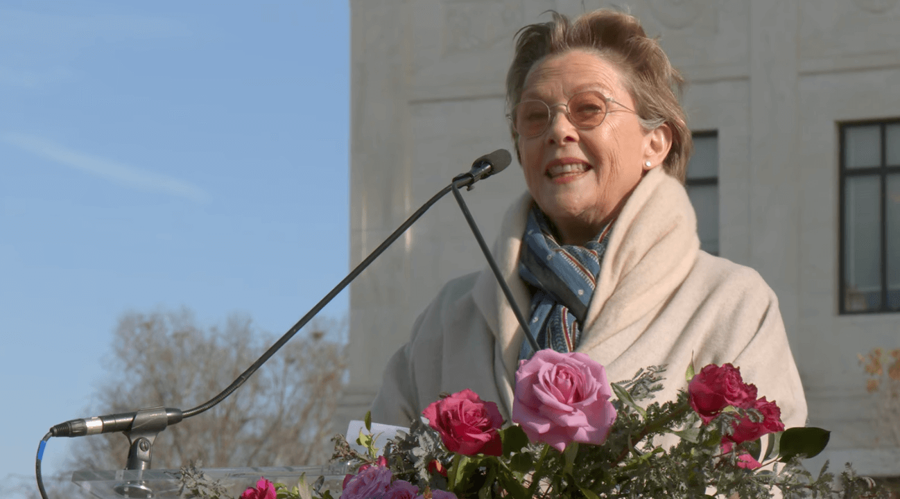 Annette Bening e il discorso a sostegno delle persone trans: “Vogliono solo vivere in libertà, amiamole” (VIDEO) - Annette Bening - Gay.it