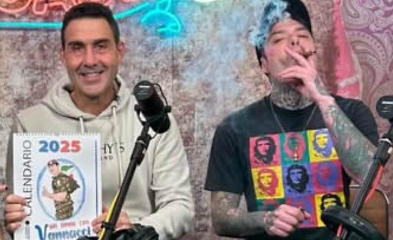 Fedez ospita Vannacci all’interno del suo podcast ed esplode la polemica social (VIDEO)