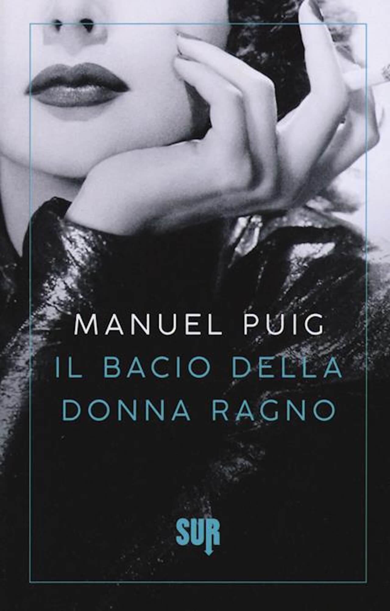 Il bacio della donna ragno, prima immagine del musical queer con Tonatiuh, Diego Luna e Jennifer Lopez - Kiss of the Spider Woman - Gay.it