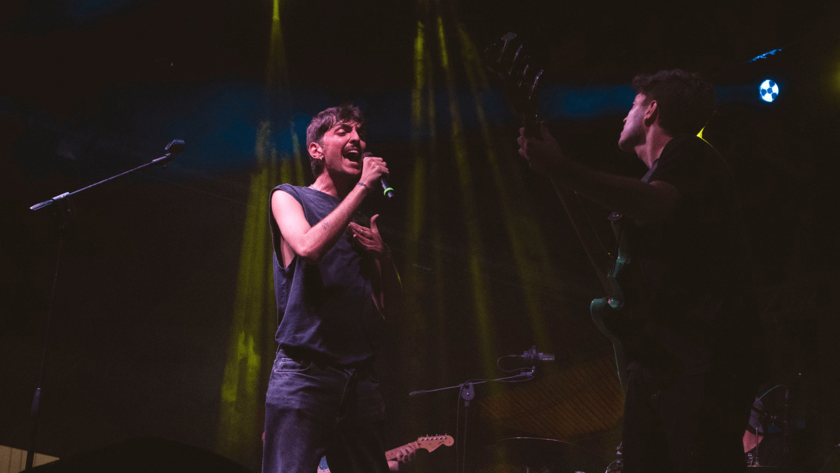 Dimaggio: "Voglio rendere la mia musica queer" – Intervista - Matteo B Bianchi44 - Gay.it