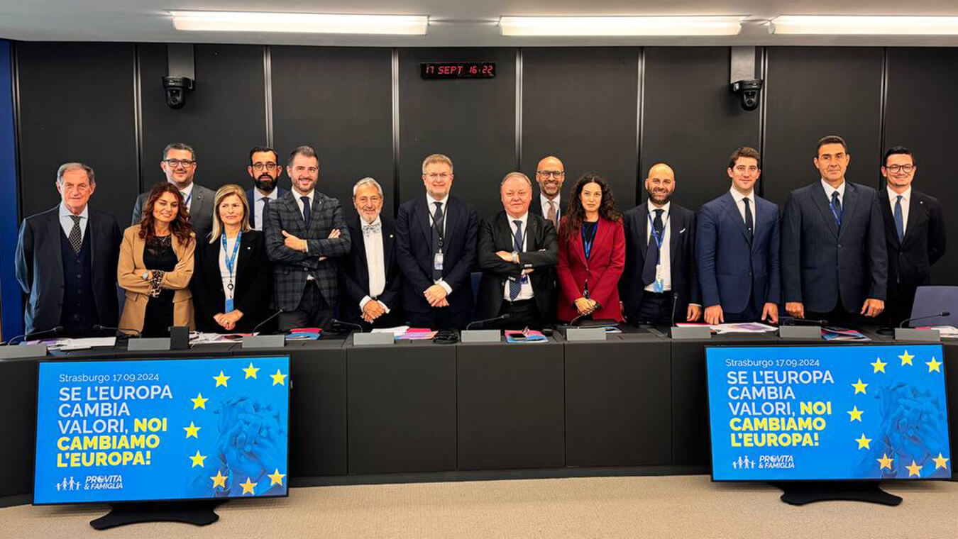 Pro Vita all’assalto dell’UE, soldi dal Governo e legami neofascisti: interrogazione di Zan alla Commissione Europea
