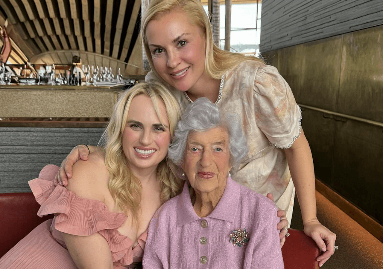 Rebel Wilson e Ramona Agruma si sono sposate una seconda volta a Sydney - Rebel Wilson Ramona Agruma e Nonna Gar - Gay.it