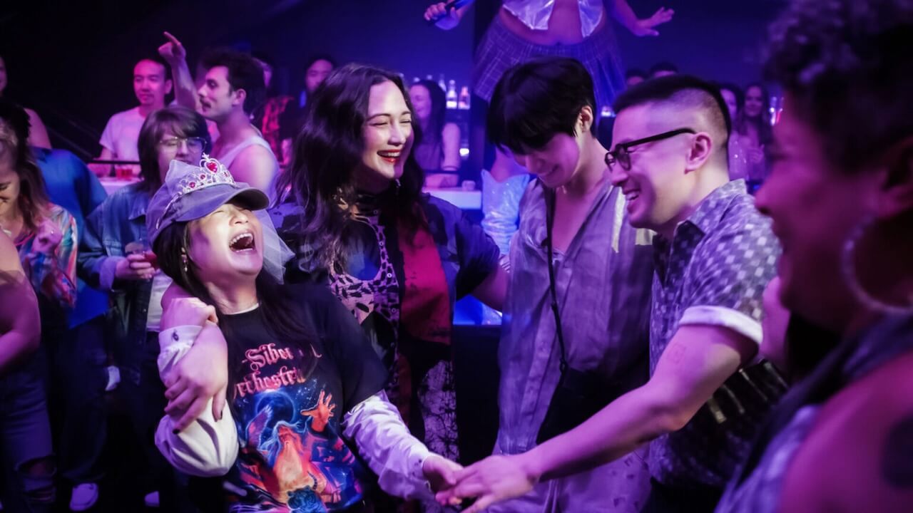 Fire Island 2, il regista fiducioso sul sequel: "Con i protagonisti più gay e più e vecchi, ne stiamo parlando" - The Wedding Banquet Still 1 1536x864 1 - Gay.it