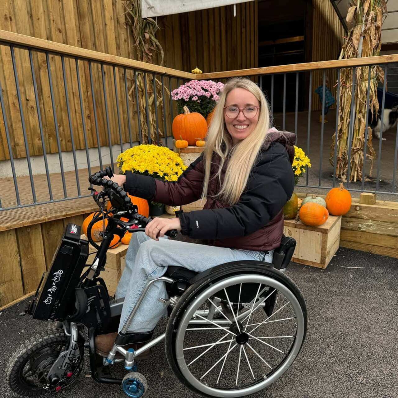 Gem Hubbard - Wheels No Heels, content creator disabile