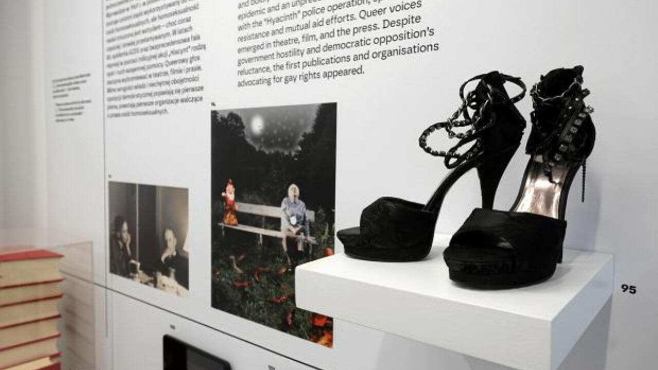 Polonia, sarà a Varsavia il terzo Queer Museum europeo: "Uno spazio d'amore, memoria e orgoglio" - GALLERY - queer museum varsavia 14 - Gay.it