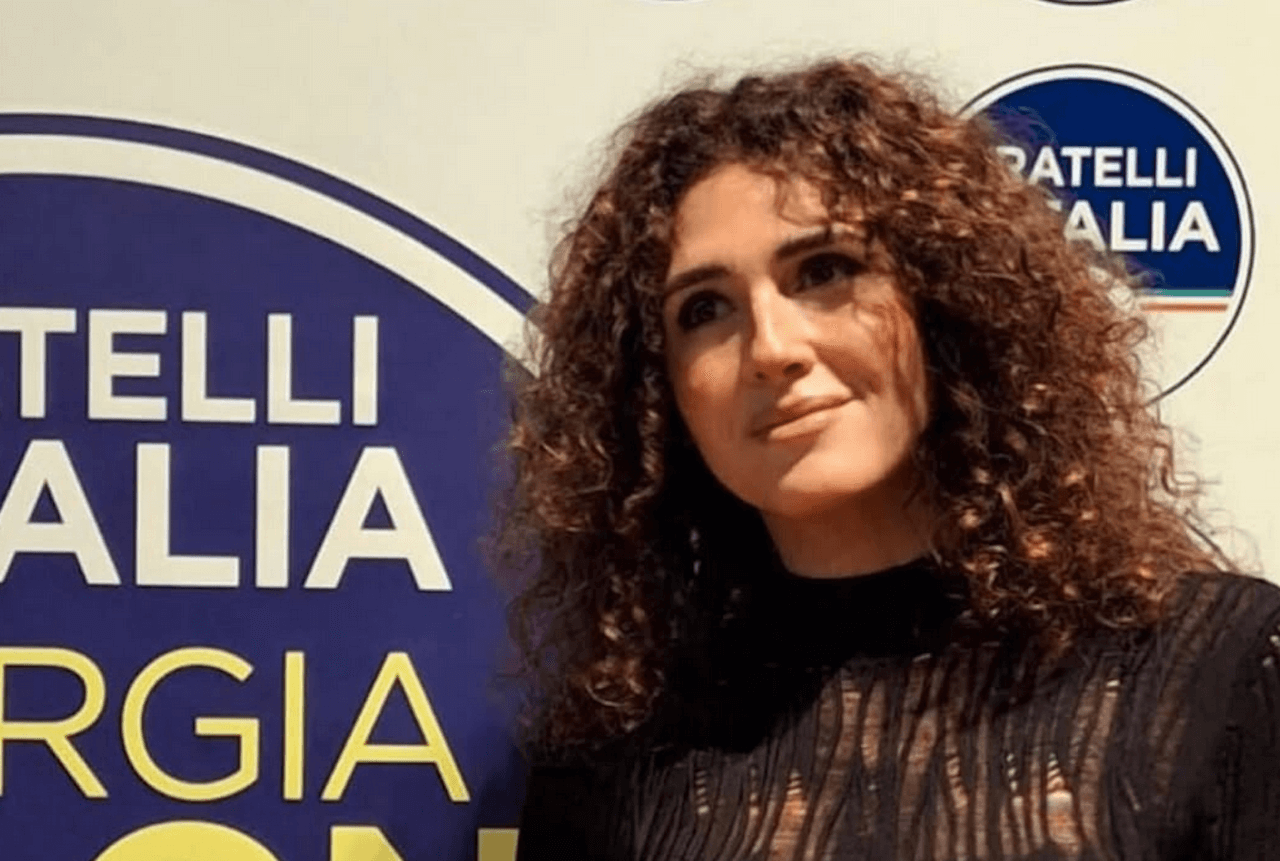 Perugia, consigliera FDI chiede in aula se la tutela dei diritti LGBT possa causare disturbi alimentari (VIDEO) - Clara Pastorelli - Gay.it