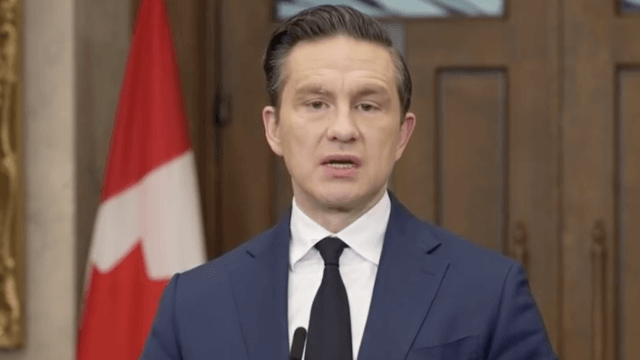 Chi è e cosa pensa dei diritti LGBTQIA+ Pierre Poilievre, possibile futuro premier del Canada - Pierre Poilievre foto - Gay.it