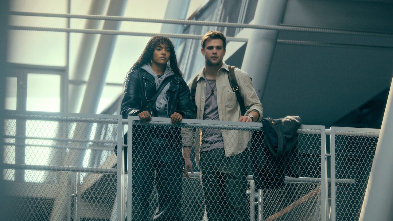 Prime Target, Leo Woodall è un genio queer nella miniserie Apple Tv+ (VIDEO) - Gay.it
