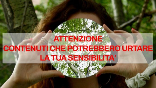 Una ragazza di 14 anni si è tolta la vita: si indaga sulla possibilità che il suo orientamento affettivo avesse sconvolto la famiglia.