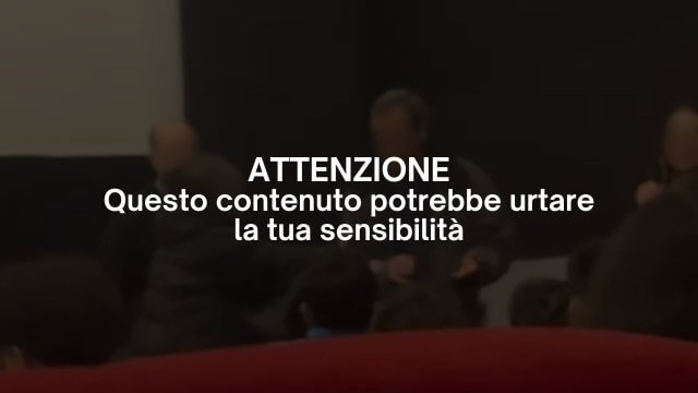 roma-minacce-insegnante-il-ragazzo-dai-pantaloni-rosa (1)