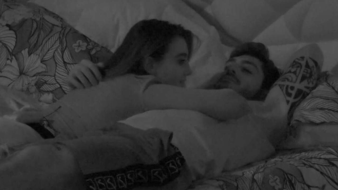 Zeudi si dichiara ad Helena: “Il mio cuore mi porta da te” - zeudi e javier - Gay.it