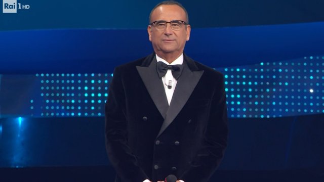 Carlo Conti nella puntata finale Sanremo 2025