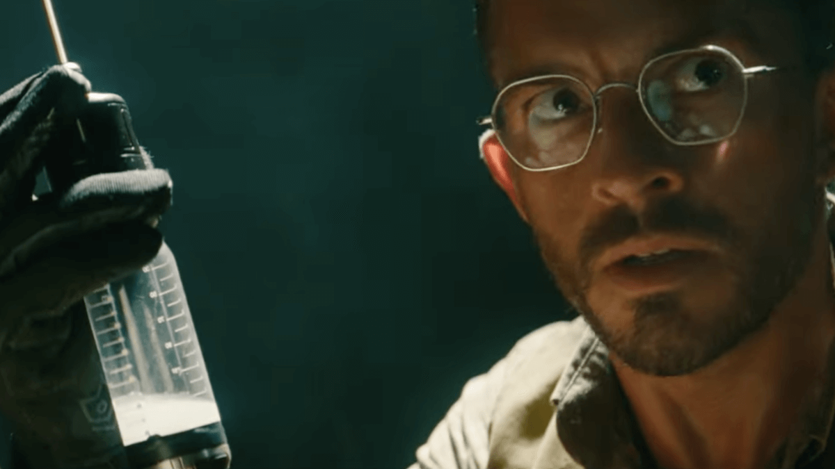 Jurassic World: La Rinascita, ecco Jonathan Bailey nel primo trailer italiano (VIDEO)