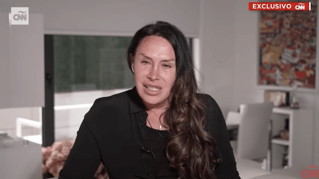 Karla Sofía Gascón in lacrime: “Hanno vinto loro, macchiando la mia esistenza. Non sono razzista” (VIDEO) - Karla Sofia Gascon alla CNN in lacrime - Gay.it