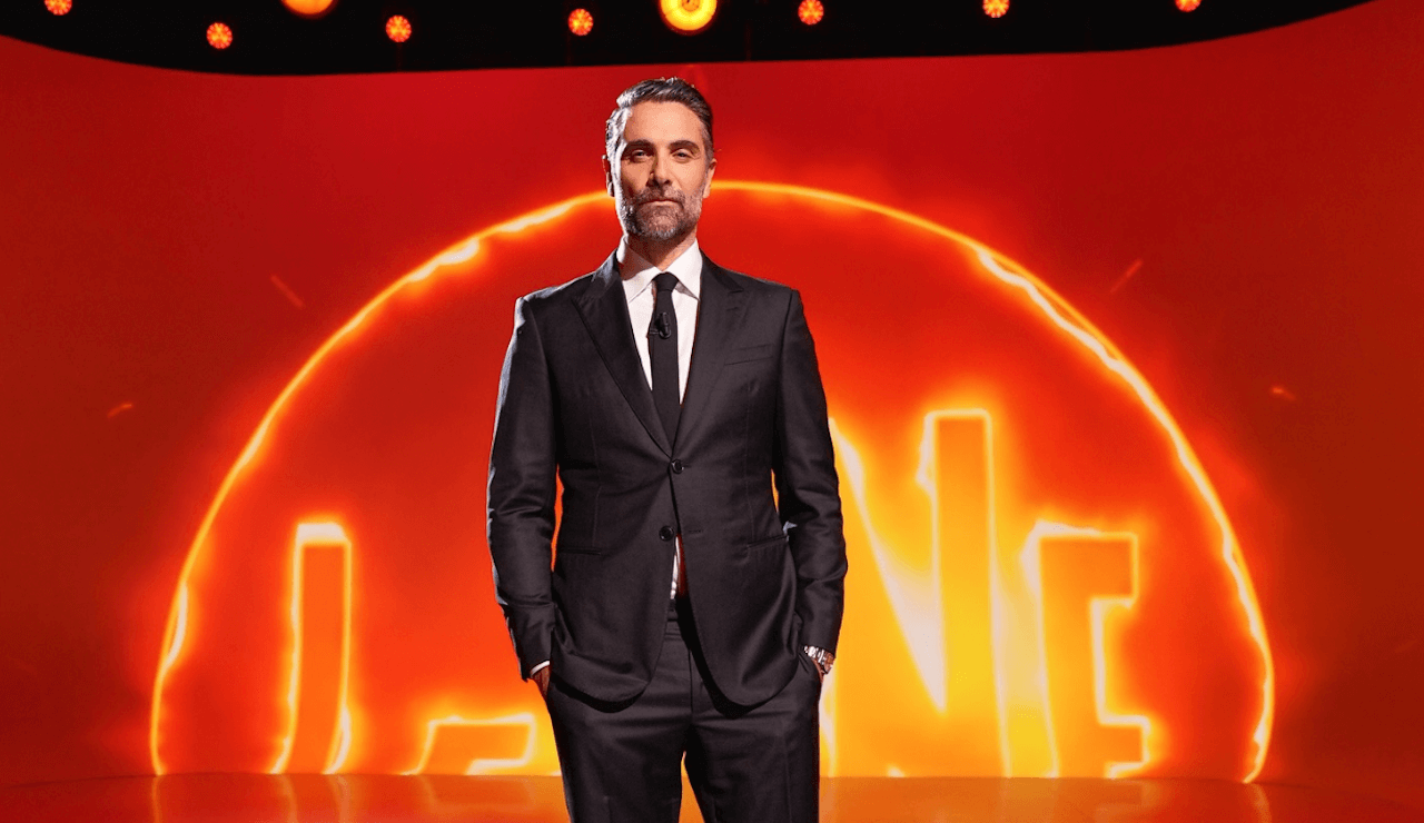 Luca Calvani e il monologo a Le Iene sulla normalità: “Orgoglioso di essermi accettato per quello che sono” (VIDEO)