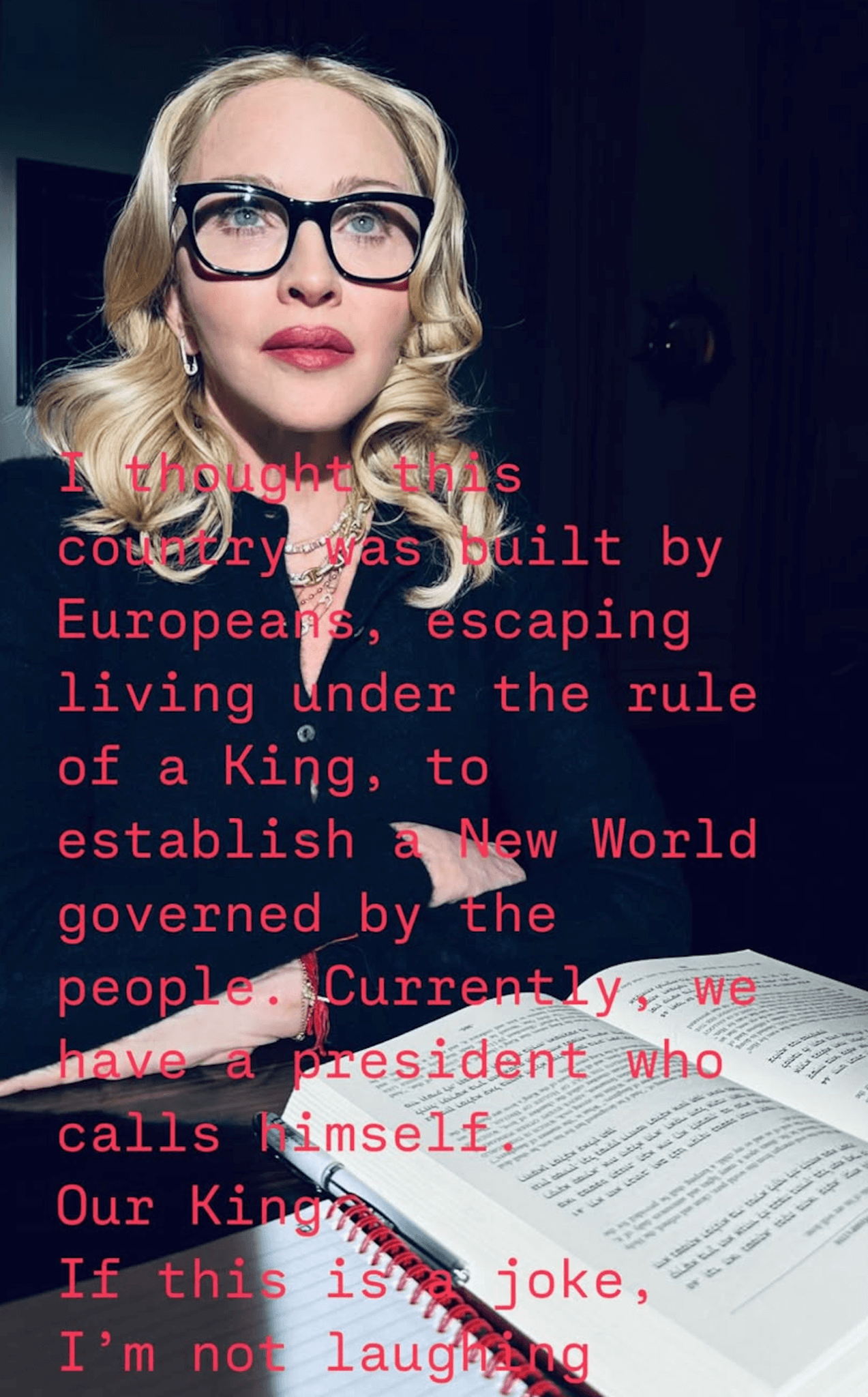 Madonna di nuovo all'attacco di Donald Trump: "Il nostro Re? Se è uno scherzo, non sto ridendo" - Madonna vs. Trump - Gay.it