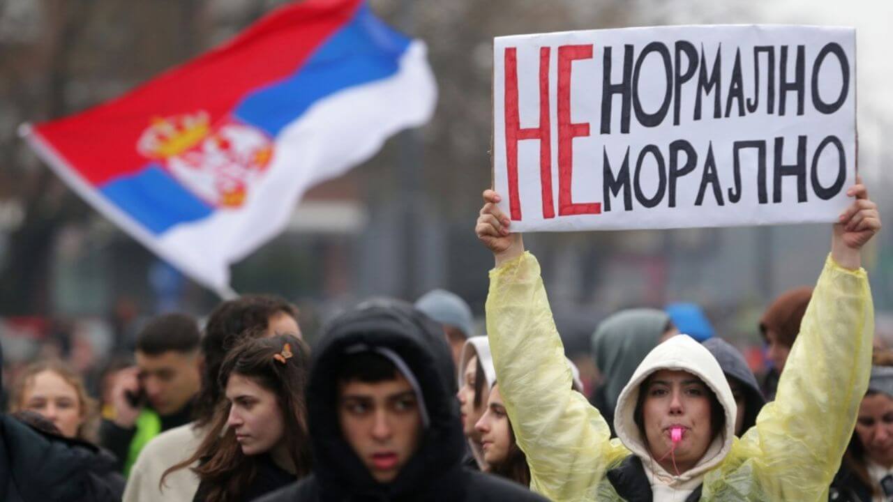 serbia-proteste-studentesche-vucic (2)