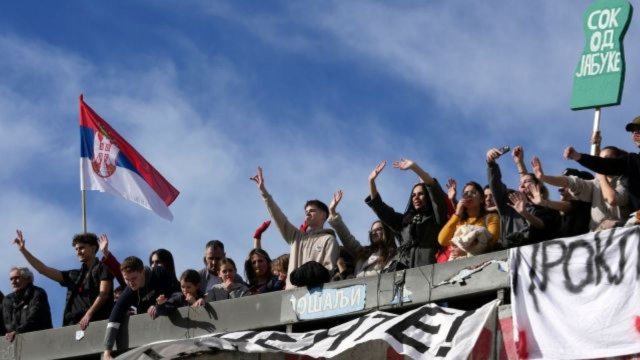 serbia-proteste-studentesche-vucic