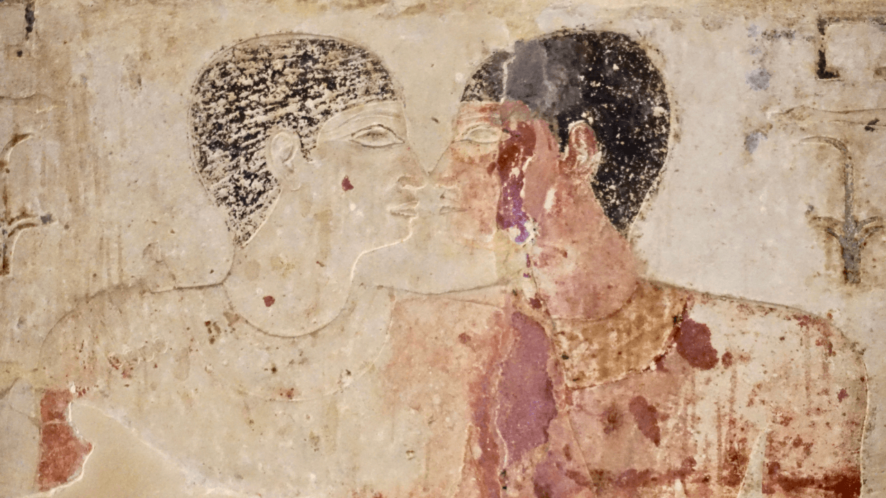 Innamorati gay nell’antico Egitto, due uomini sepolti insieme: prima coppia queer della storia?