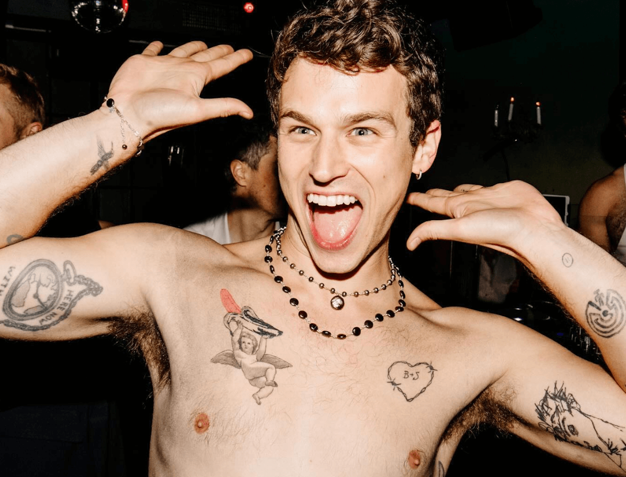 Brandon Flynn e l'essere gay a Hollywood: "Quanti di noi attori dichiarati lavorano ad alti livelli?" - Brandon Flynn 1 - Gay.it
