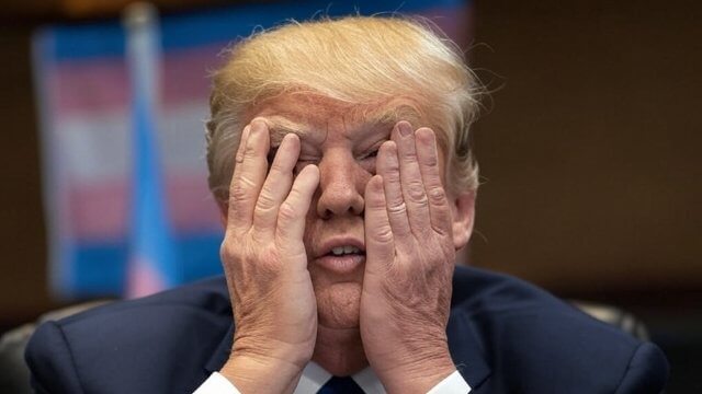 Giudice sospende divieto di Trump alle persone trans nell'esercito: "Tutti gli esseri umani sono creati uguali" - Donald Trump stop al divieto per i militari trans - Gay.it