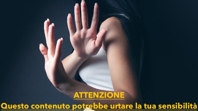 Ercolano, genitori non accettano la relazione tra la figlia e un ragazzo trans: arrestati per sequestro di persona e maltrattamenti - Ercolano genitori non accettano la figlia lesbica - Gay.it