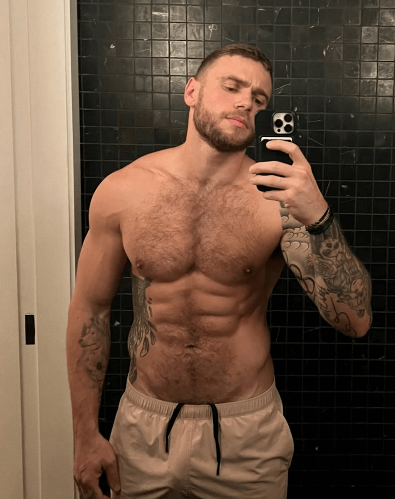 Gus Kenworthy tra sesso a tre, orge, coppia aperta e monogamia - Gus Kenworthy 5 - Gay.it