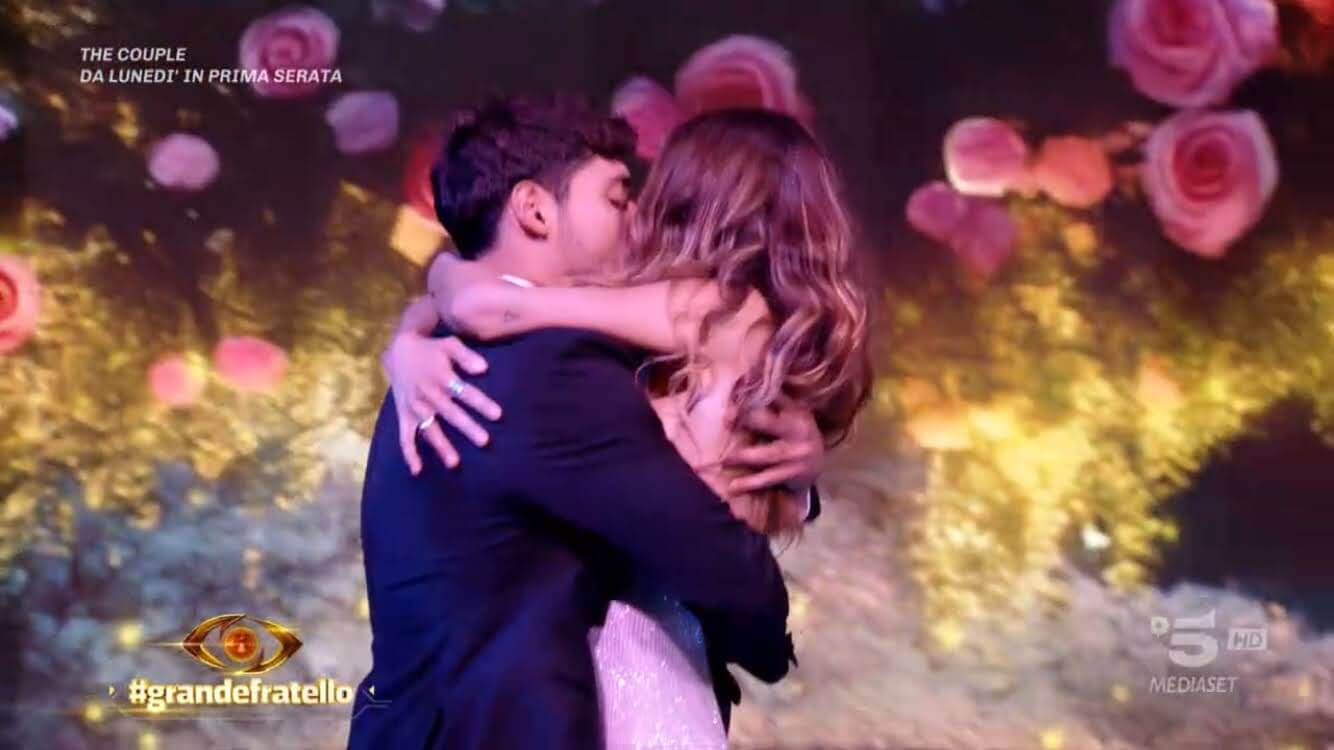 Grande Fratello 2025, la finale in diretta: Jessica è la vincitrice, secondo posto per Helena Prestes - IMG 2124 - Gay.it