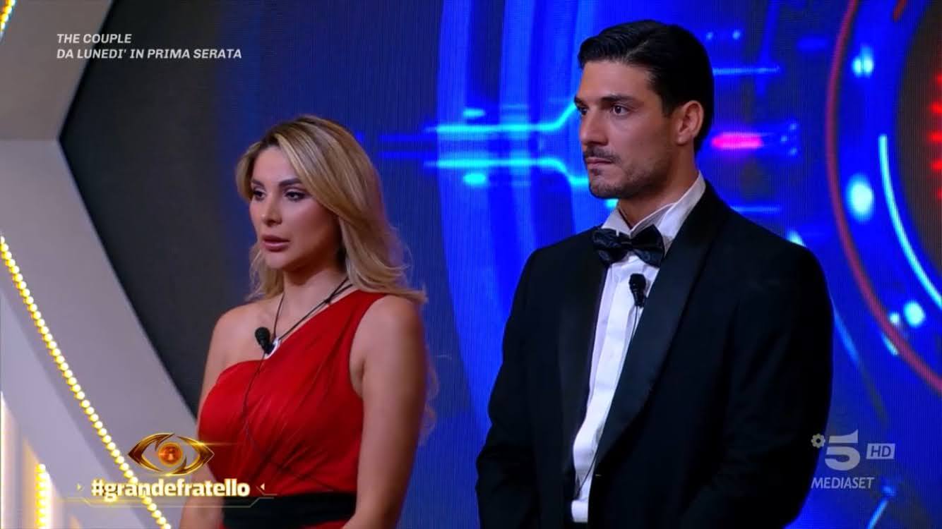 Grande Fratello 2025, la finale in diretta: Jessica è la vincitrice, secondo posto per Helena Prestes - IMG 2151 - Gay.it