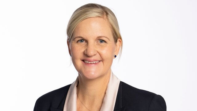 Kirsty Coventry prima storica donna presidente del CIO. Sostiene il divieto alle atlete trans negli sport femminili - Kirsty Coventry - Gay.it
