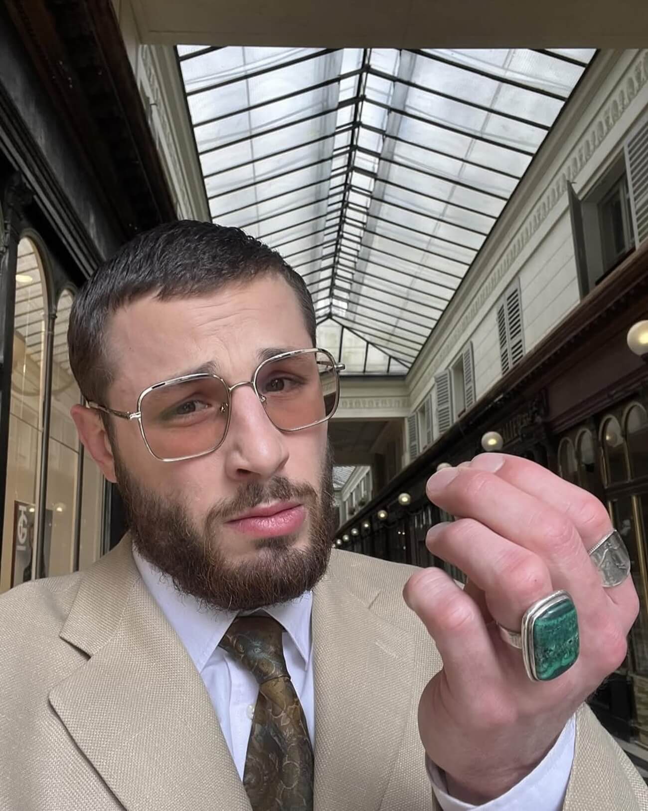 Chi è Mathis Chevalier?