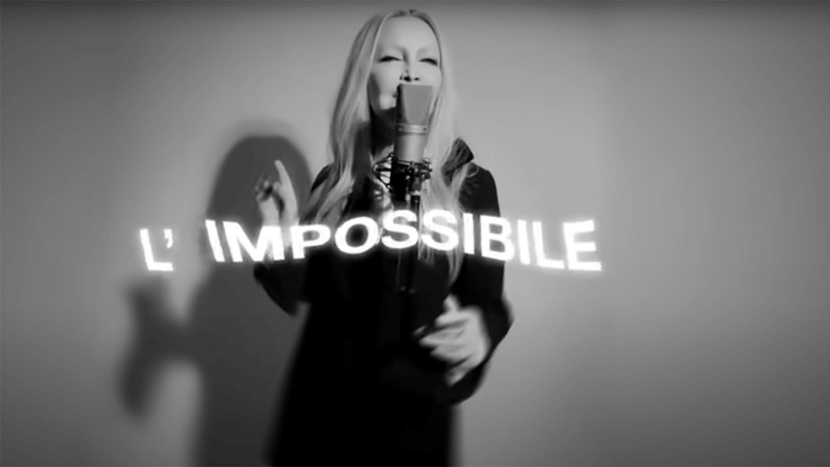Patty Pravo, ‘Ho provato tutto’: acidi, hashish, ragazzini elettrici, orge, massacri. “Continuare ad amare, anche quando il futuro muore”