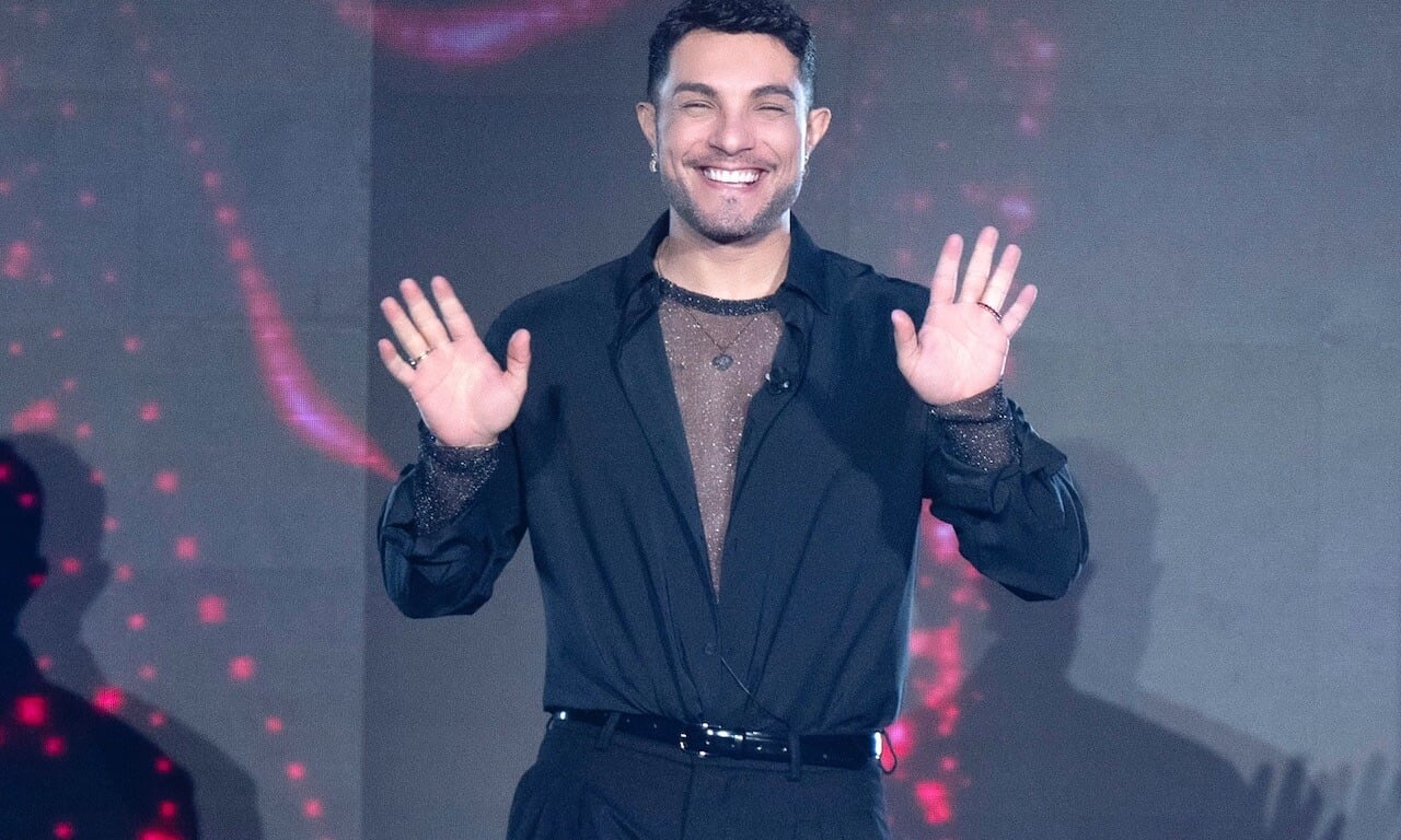 Marco Carta parla del fidanzato Luca dopo la fine della storia con il precedente compagno: “Dovevo sposarmi!”