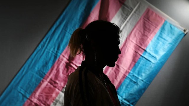 usa-cancellazione-ricerche-popolazione-trans