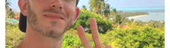 Alessandro Coatti, ucciso in Colombia. Le ipotesi degli inquirenti sono ancora al vaglio e si persegue anche la pista di un assassinio legato all'odio omobitransfobico: in Colombia 25 omicidi LGBTIAQ+ dall'inizio del 2025.
