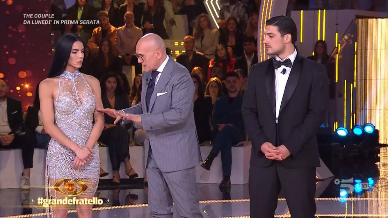 Grande Fratello 2025, la finale in diretta: Jessica è la vincitrice, secondo posto per Helena Prestes - IMG 2174 - Gay.it