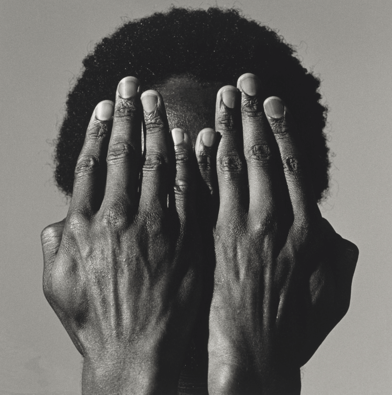 I 'Just Kids' che hanno fatto la rivoluzione: Robert Mapplethorpe e il "corpo materiale dell'artista"