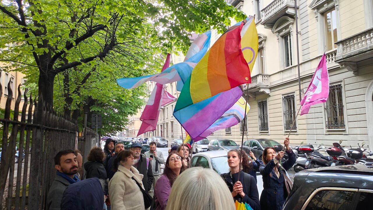 Torino Pride ha incontrato il console d'Ungheria: "Speriamo possa marciare con noi al Budapest Pride" - Torino Pride incontra il console dellUngheria 1 - Gay.it