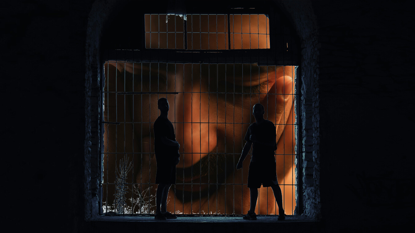 Violenza sessuale in carcere ai danni di una persona omosessuale. Le condizioni delle carceri italiane sono in piena violazione dei diritti umani.