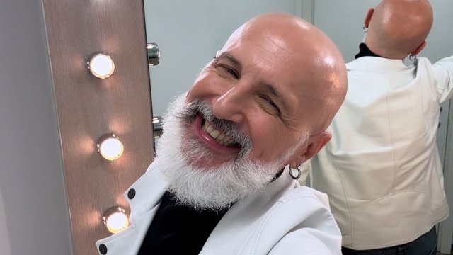 Adolfo Durante a Like a Star