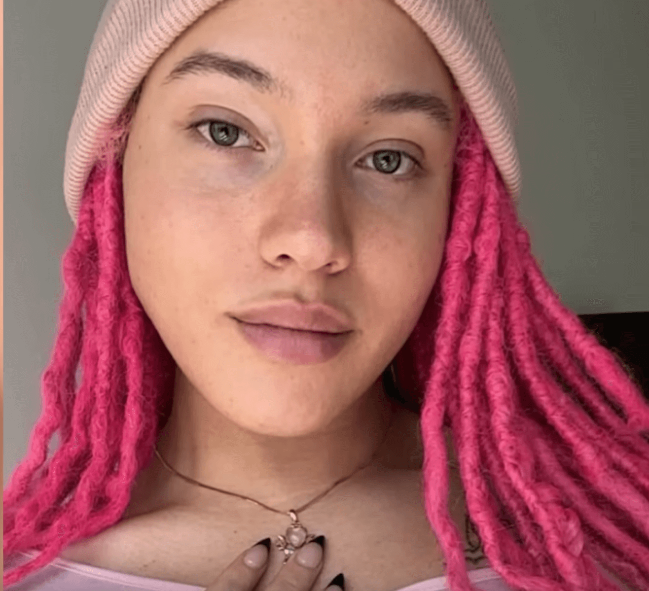 Robert De Niro esprime il proprio sostegno alla figlia Airyn dopo il coming out come donna trans - Airyn de niro - Gay.it