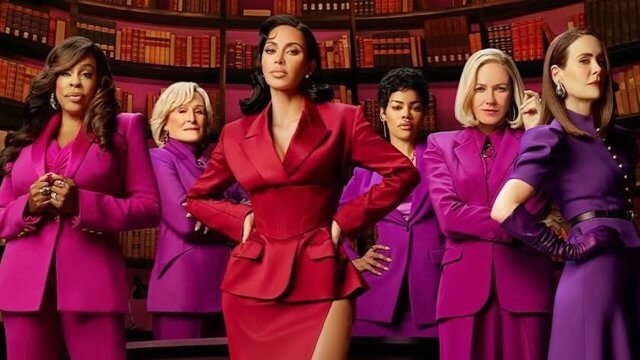 All's Fair di Ryan Murphy, stroncature senza precedenti: "La peggior serie di sempre" - Alls Fair la serie cover - Gay.it
