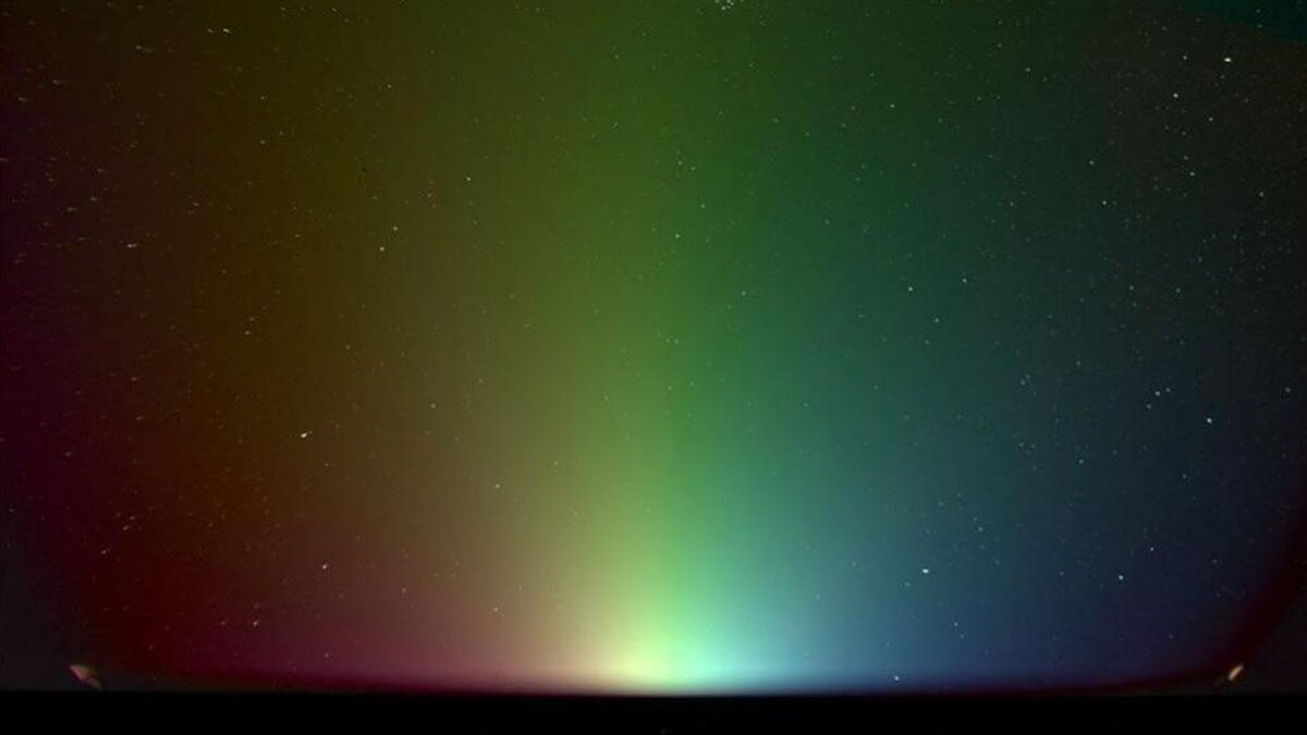 L’arcobaleno dell’universo è stupendo, perché non esistono verità binarie: le immagini della NASA