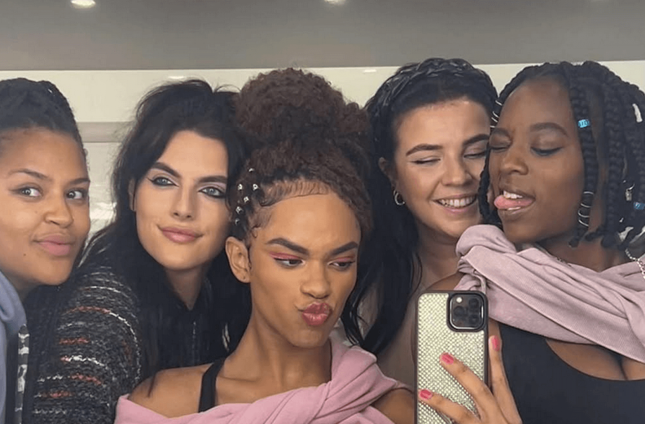 Bel Priestley e le relazioni a lungo termine quando sei una donna trans: "Non vogliono essere visti insieme a te" - Bel Priestley e Naomi Russell - Gay.it